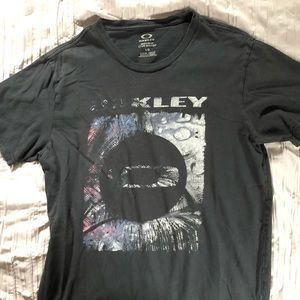 Mens oakley t shirt